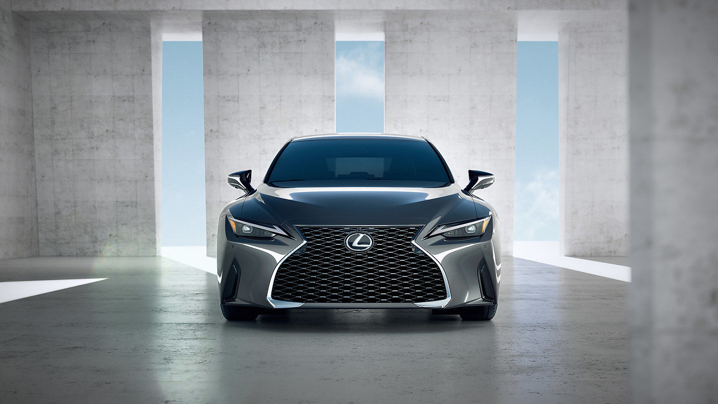 3 Reasons to Buy a Pre-Owned Lexus IS