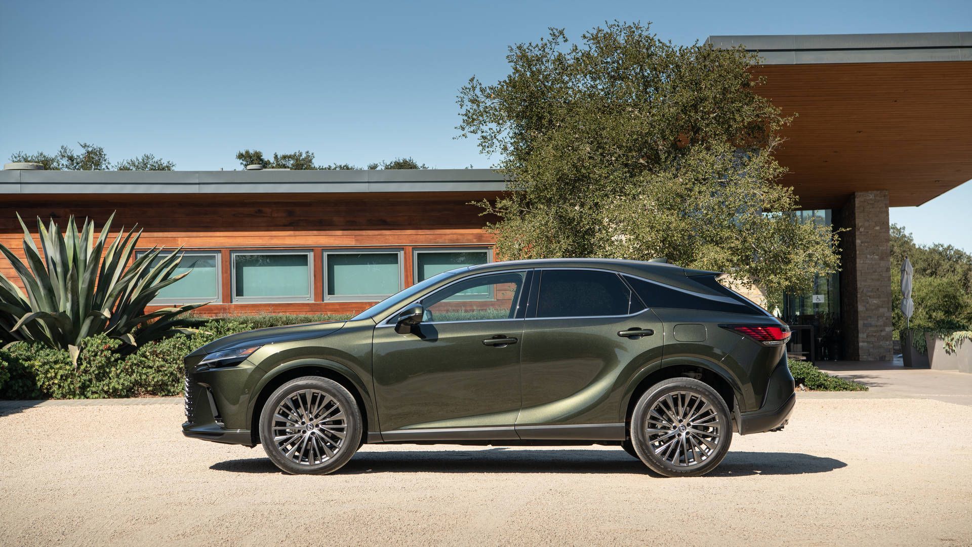 How Lexus Hybrid Systems Save You Money Without Plugging In