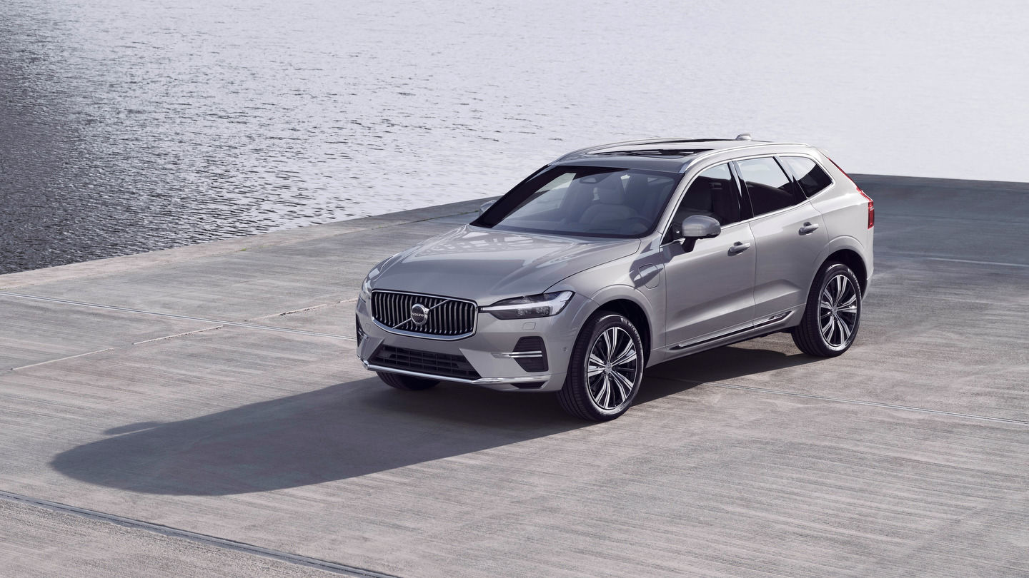 Three Reasons to Buy a Volvo XC60 Instead of a Mercedes-Benz GLC