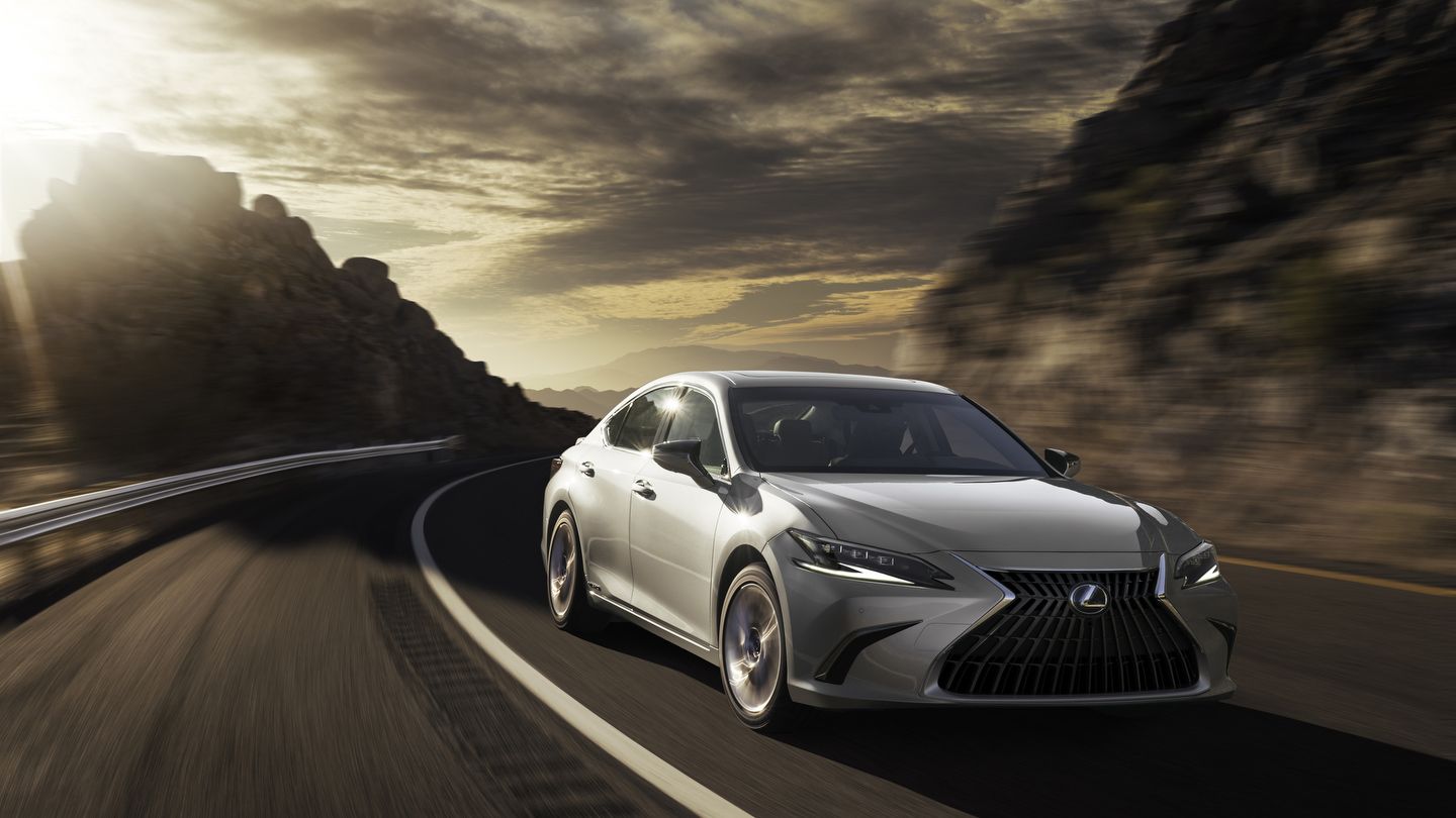 Lexus of Lakeridge The most fuelefficient 2022 Lexus vehicles on