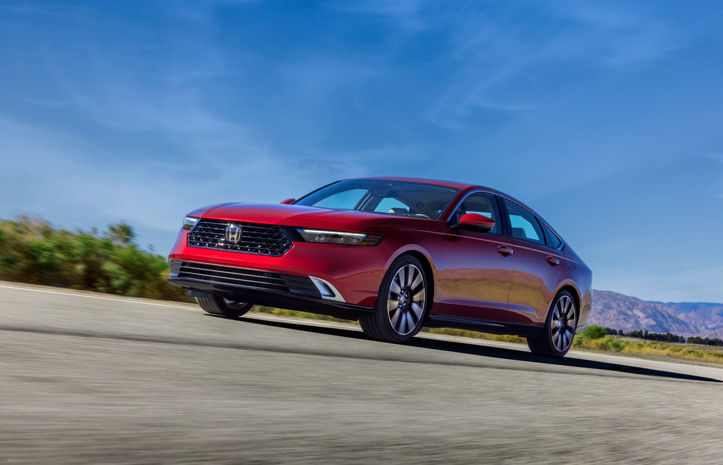 From Turbocharged to Hybrid: Choosing the Right 2024 Honda Accord Trim for You