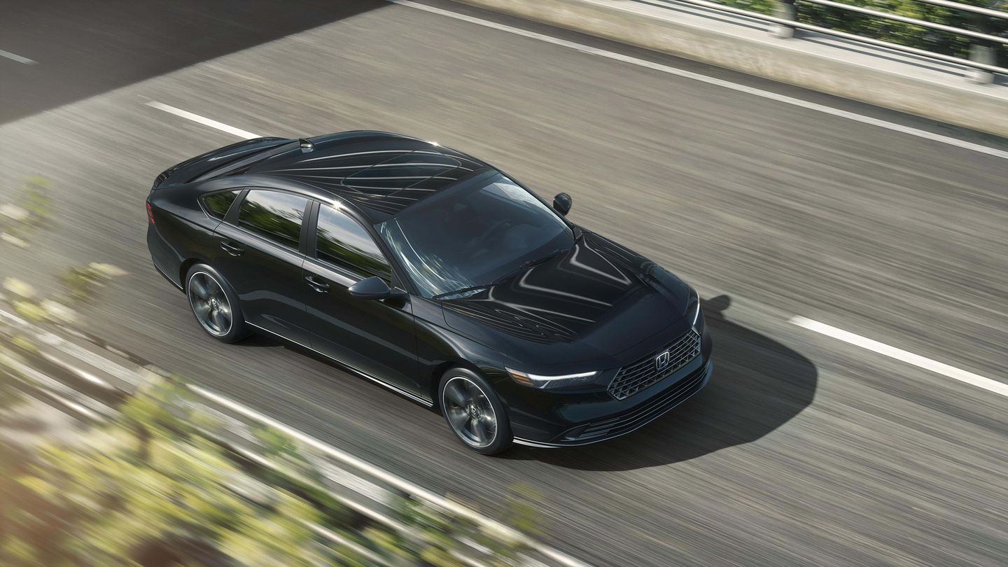 2026 Honda Accord Hybrid or Gas Which Powertrain Fits Your Daily Commute?