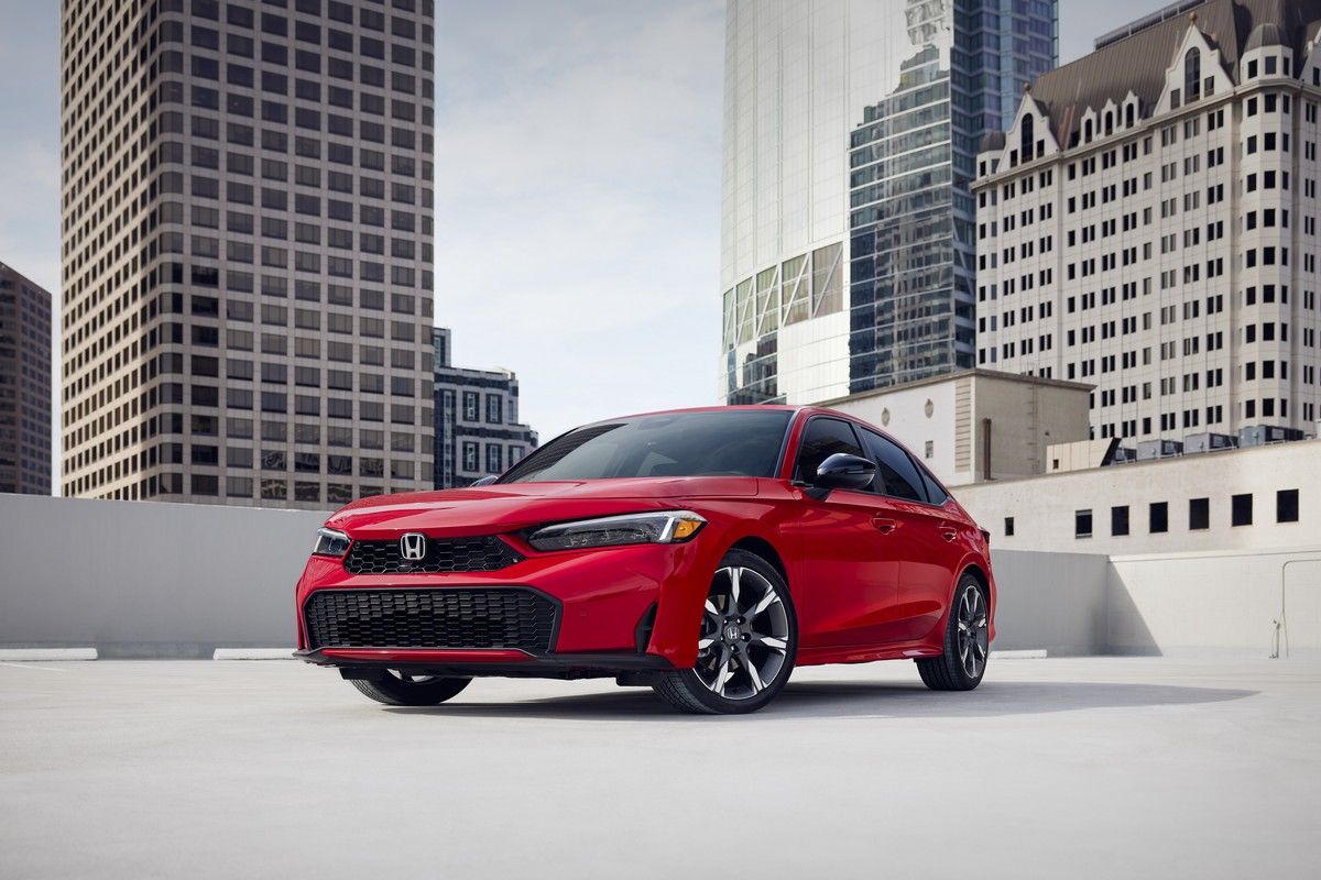 Sedan or Hatchback: How to Pick a 2026 Honda Civic Hybrid Body Style