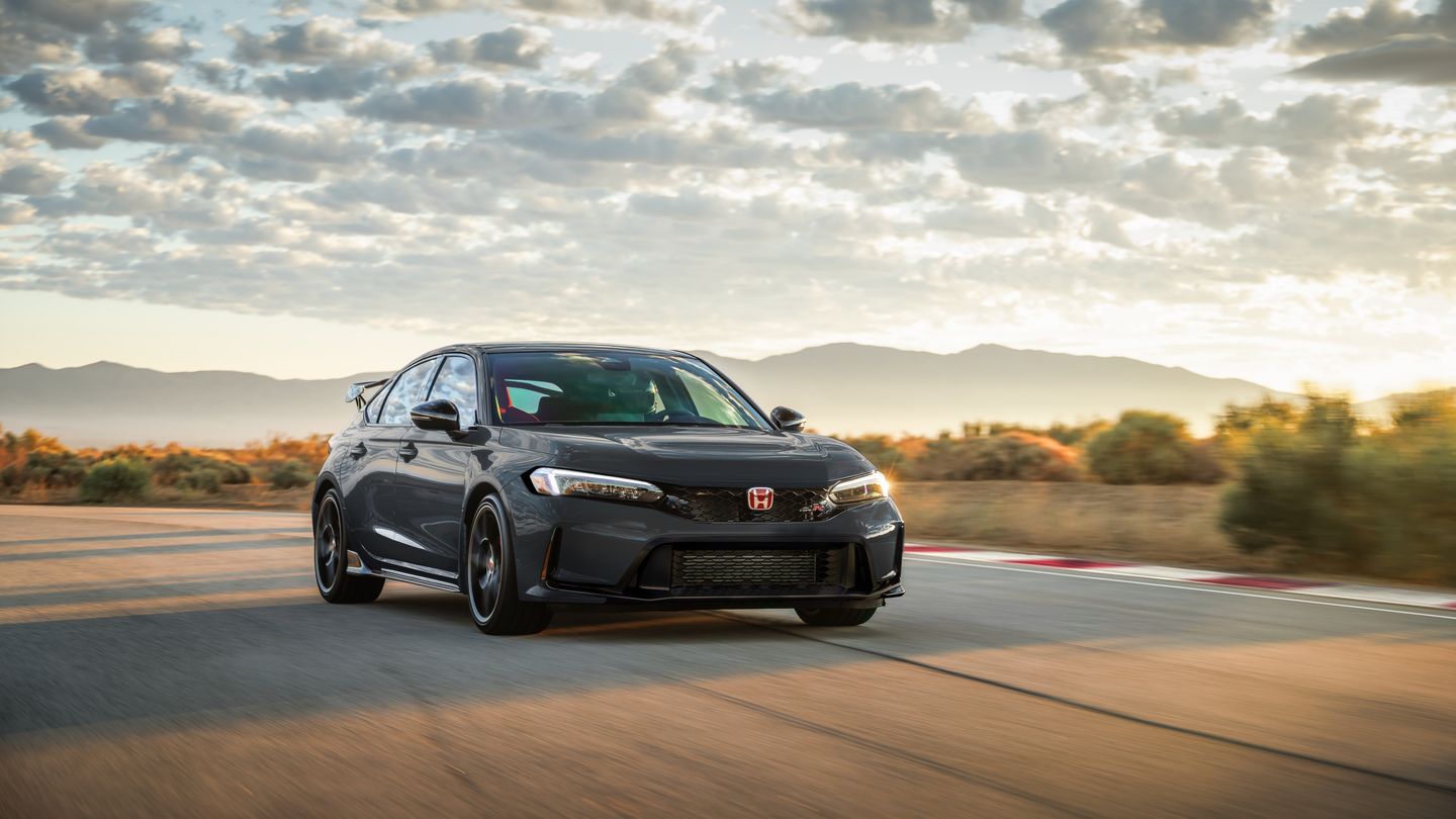 What Changes for the 2027 Honda Civic Type R? A First Look at the Refresh