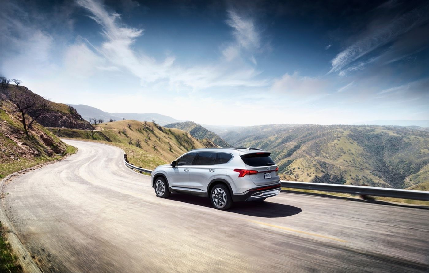 Les différences entre hybride et hybride rechargeable