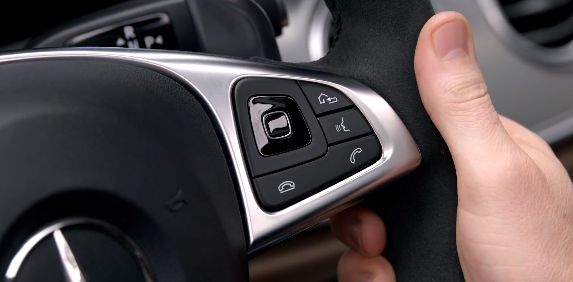 How-To: Bluetooth | Mercedes-Benz Canada