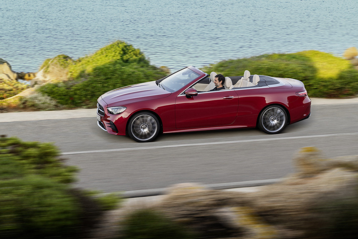 2021 Mercedes-Benz E-Class Coupe and Convertible Bring Impressive Tech to the table