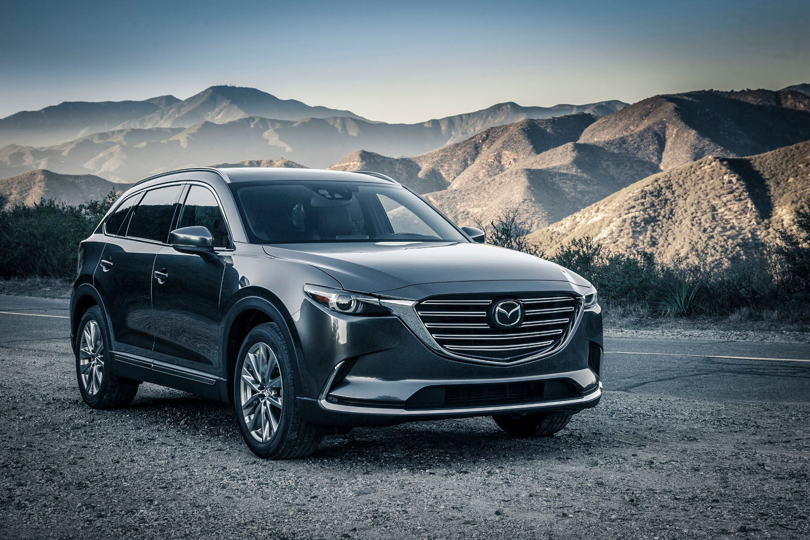 Why Buy a Pre-Owned Mazda CX-9?