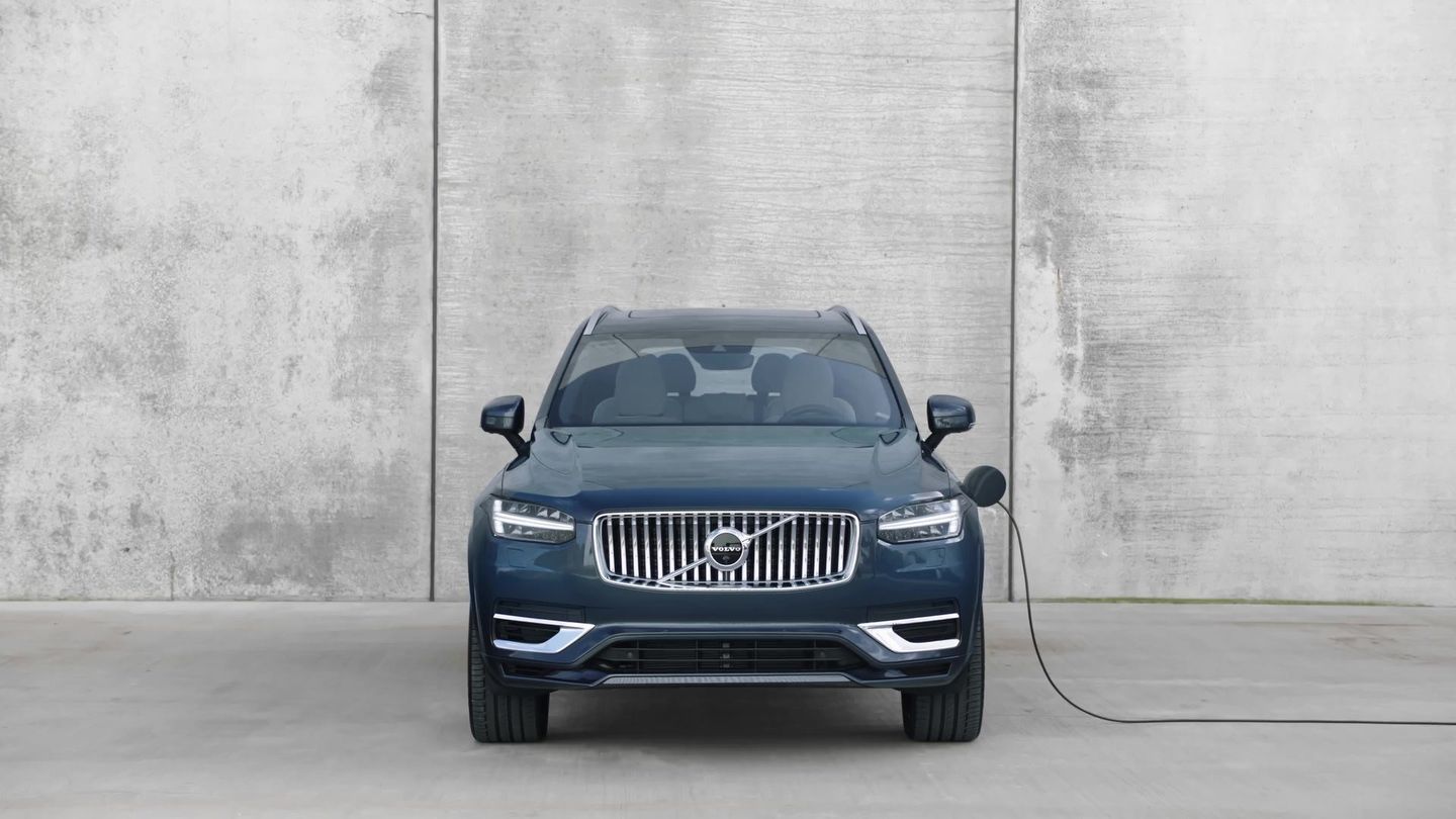 2023 Volvo XC90 Recharge: A Game-Changer