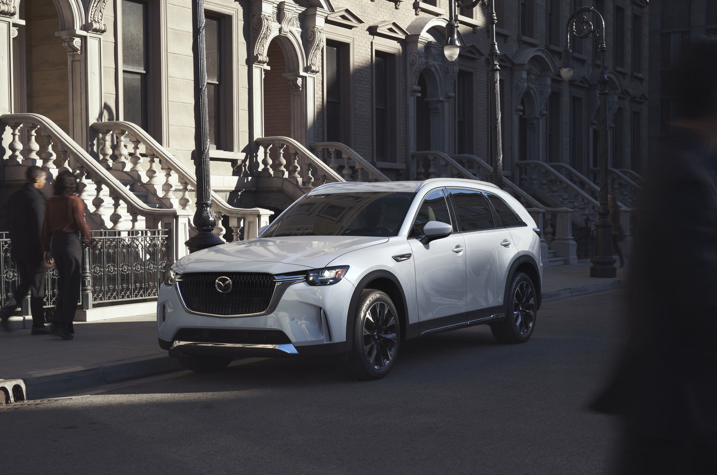 Luxury and Performance Unite in the All-New 2024 Mazda CX-90