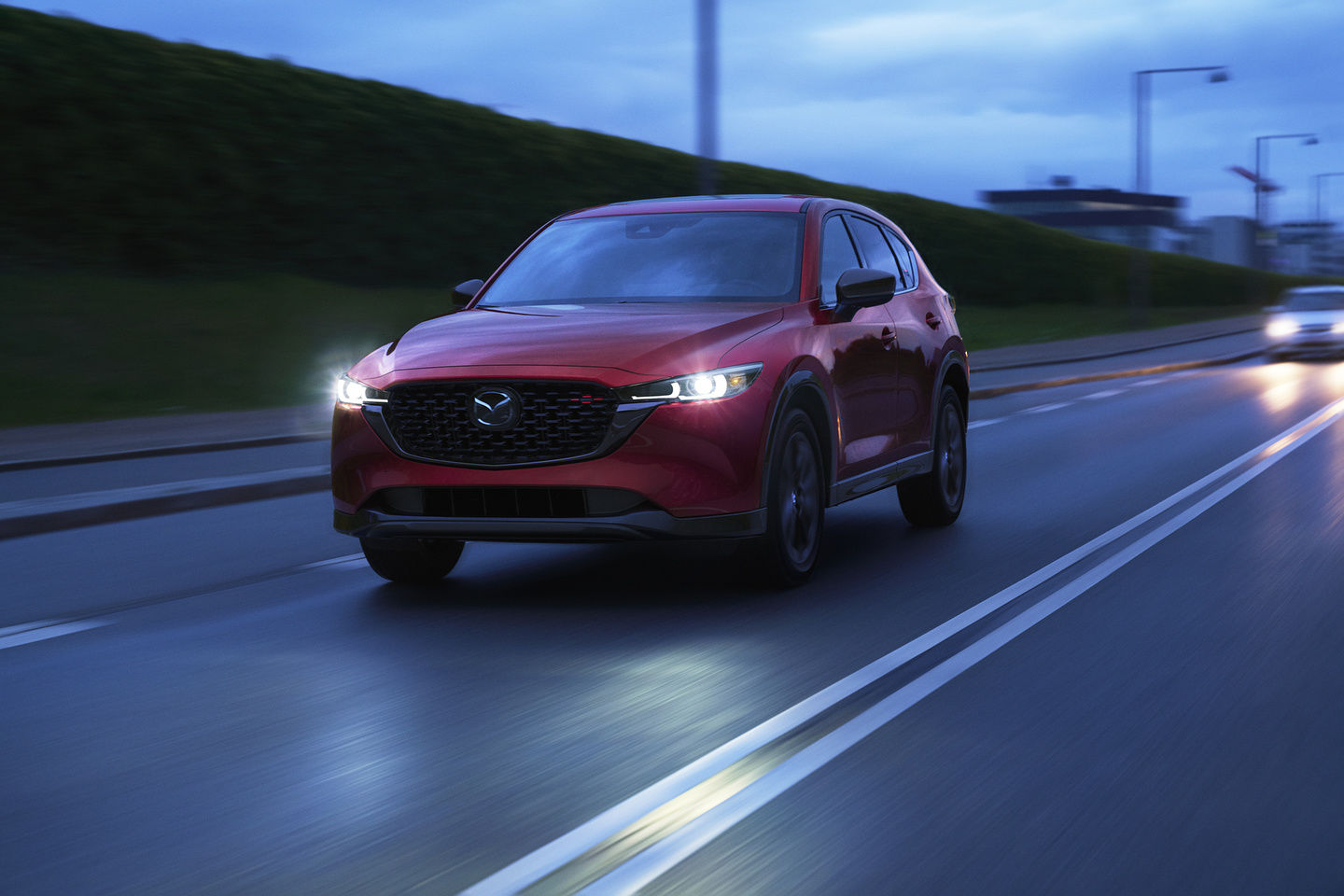 Effortless Style, Everyday Drive: Mastering City Life with the 2024 Mazda CX-5's Traffic Jam Assist