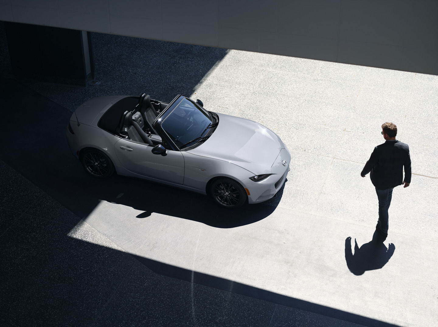 How the 2024 Mazda MX-5 Elevates Everyday Driving into an Exhilarating Experience