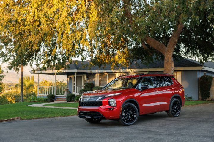 2026 Nissan Rogue PHEV Press Kit