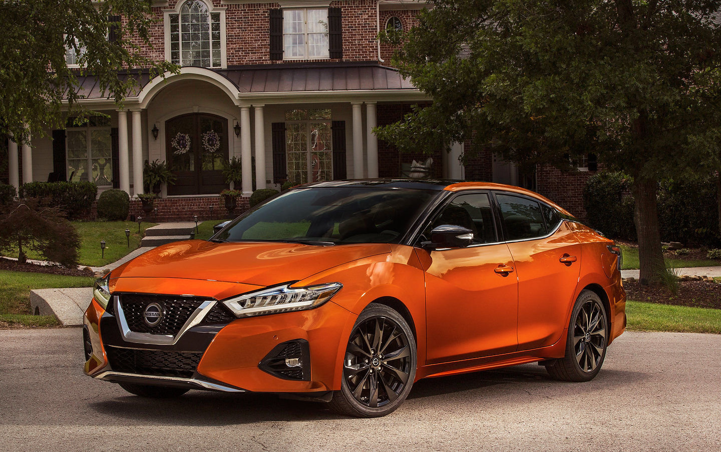 2020 Nissan Maxima: A Perfect Blend of Style, Performance, and Elegance