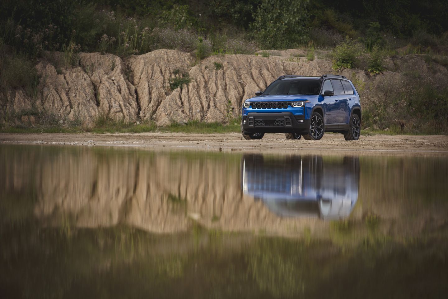 The Modern Family SUV for Manitoba: Exploring the All-New 2026 Jeep Cherokee Hybrid