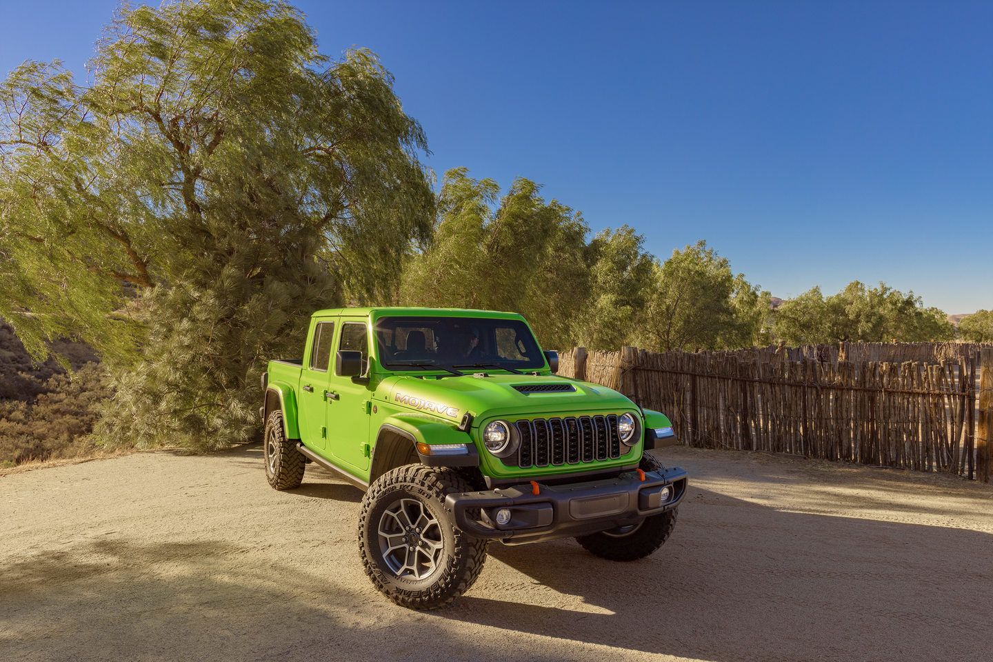 Jeep Confirms Mojito! Green for 2025 Gladiator & Wrangler