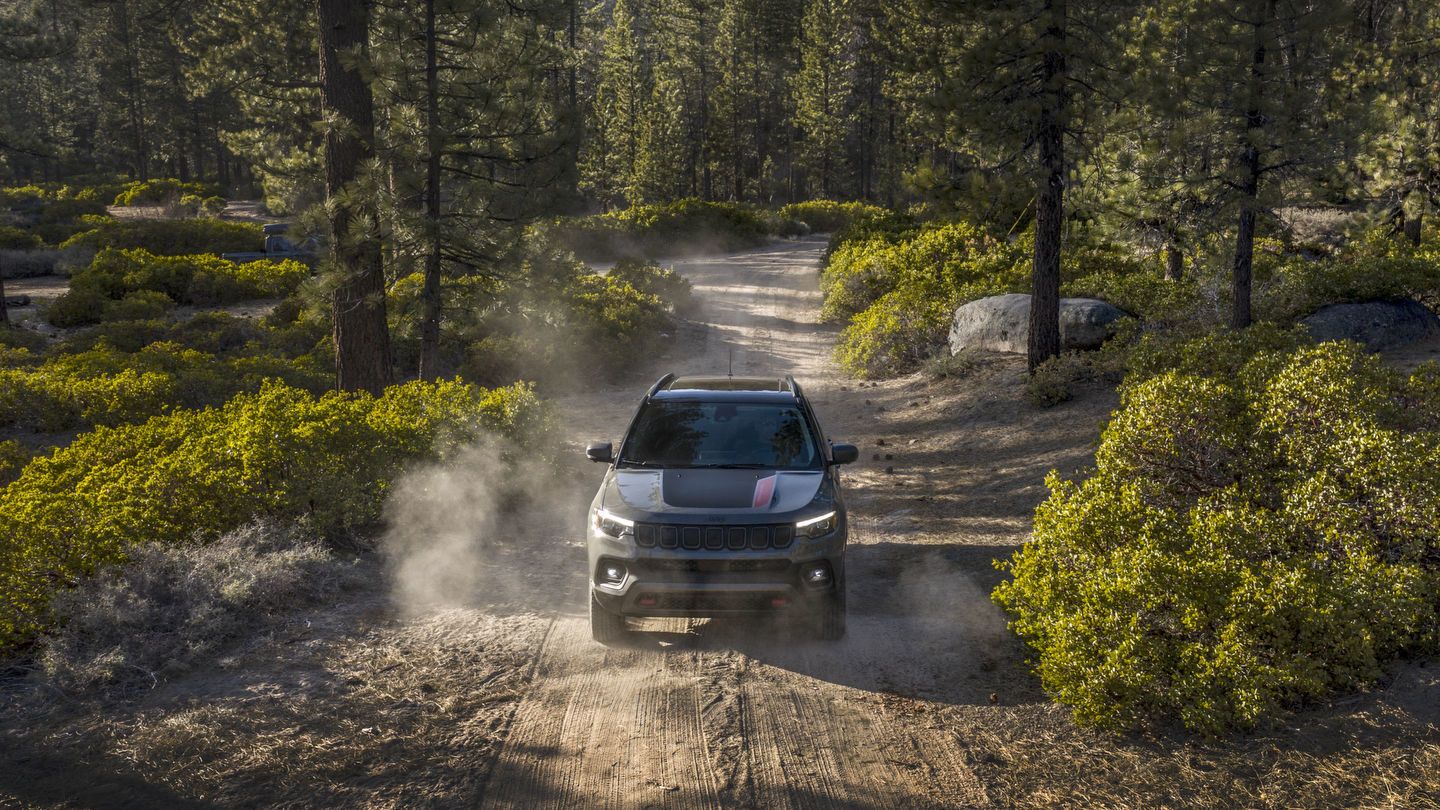 5 2026 Jeep Compass Features That Make Summer Weekend Trips Easier