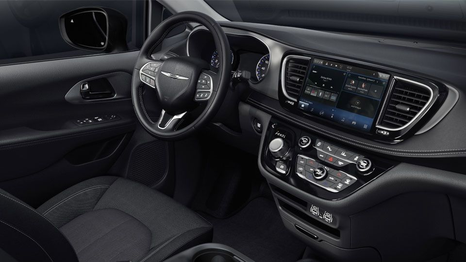 Technologies and Connectivity inside the Grand Caravan.