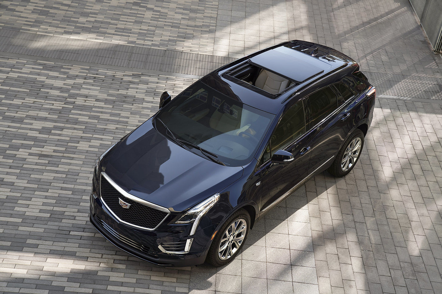 3 Reasons to Buy a Pre-Owned Cadillac XT5