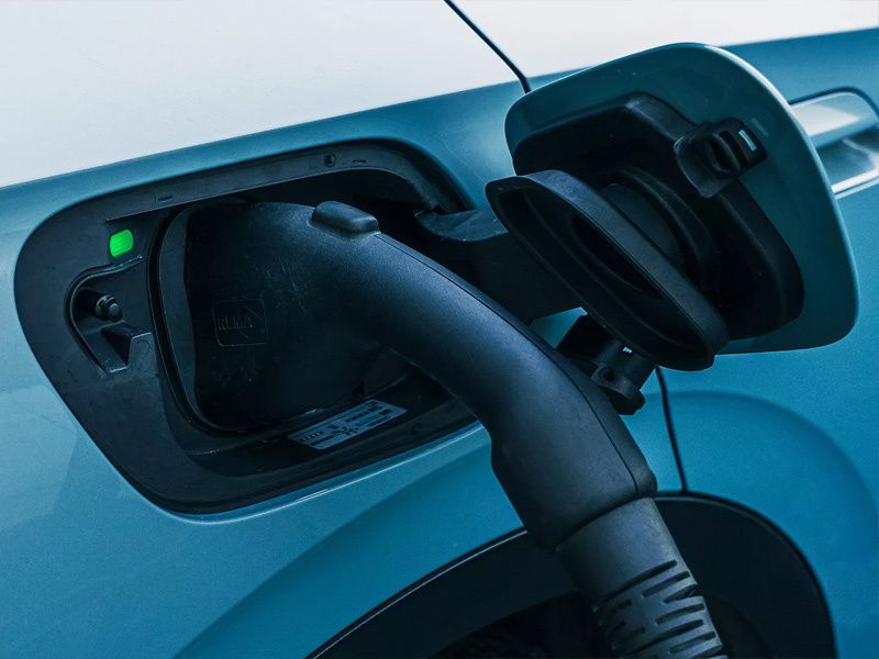 The Advantages of Electric Vehicles: Driving Towards a Sustainable Future