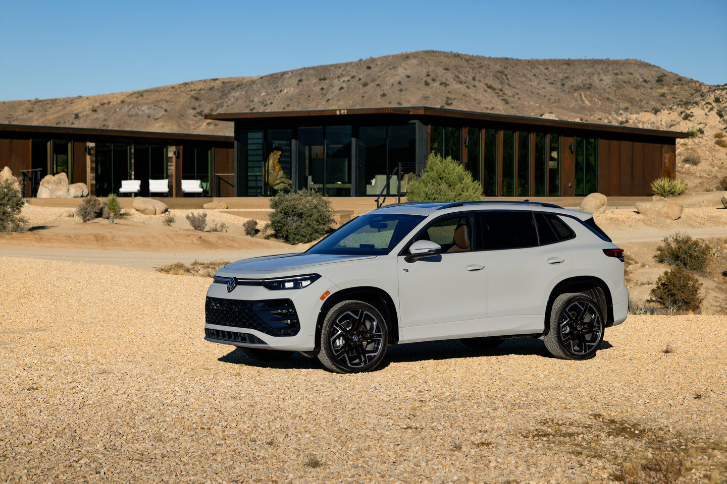 Best SUVs for Cottage Country: Why Muskoka Families Choose the 2025 Volkswagen Tiguan