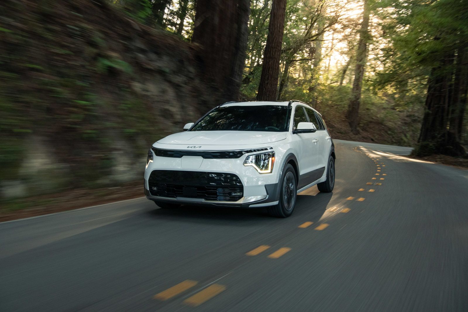 Simplifying Summer Road Trips With the 2026 Kia Niro EV’s Connected Navigation