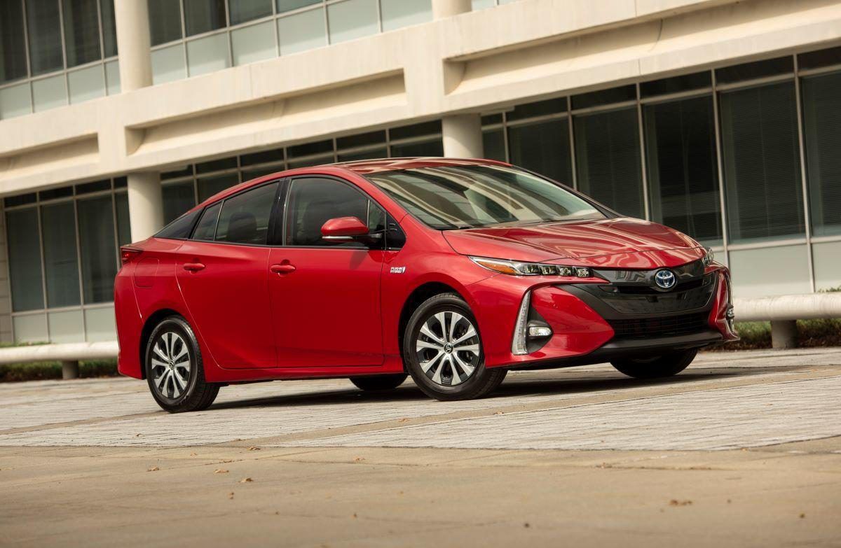 Features of the 2020 Toyota Prius Prime