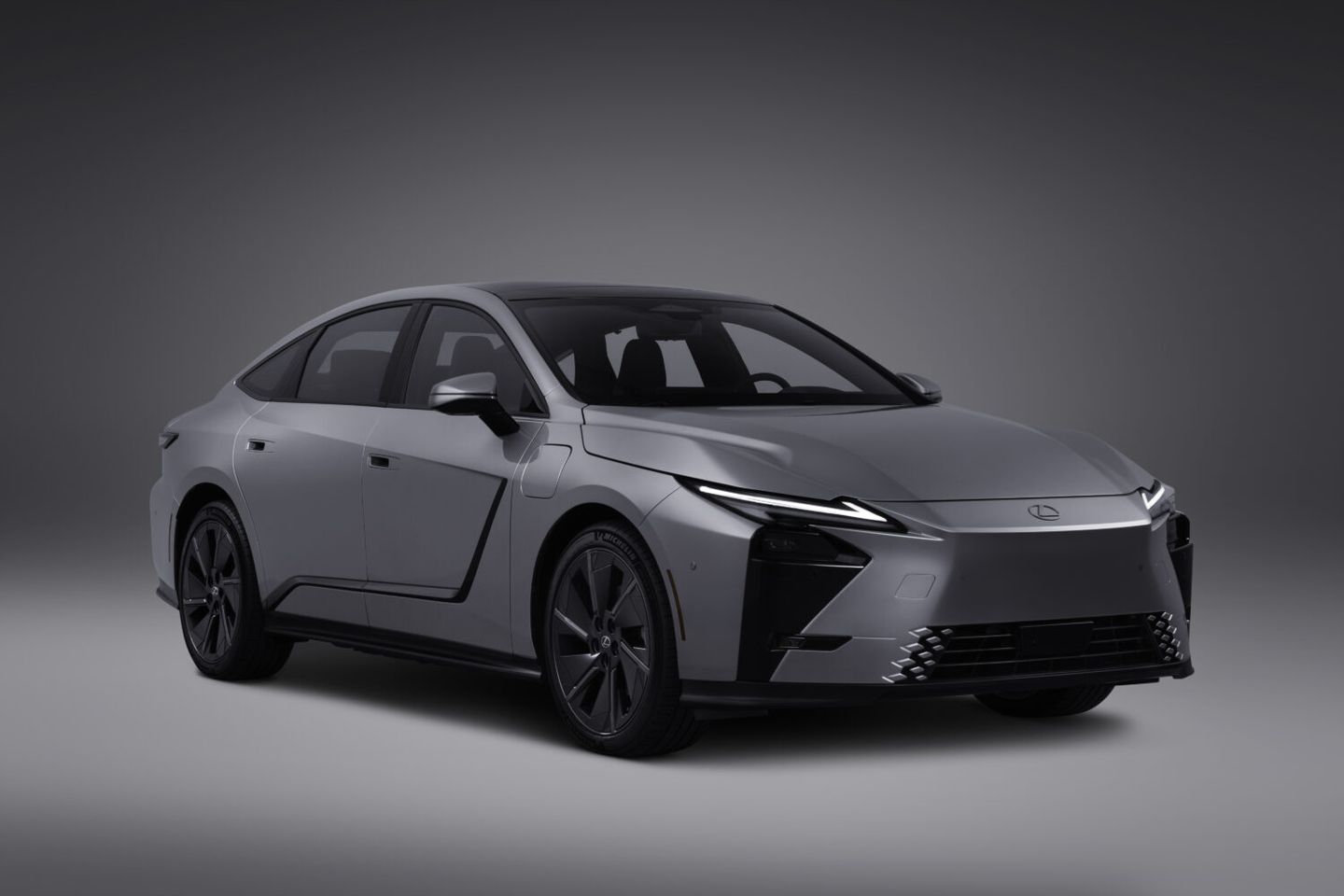 From Hybrid to Electric: How the 2026 ES Transforms the Luxury Sedan Experience