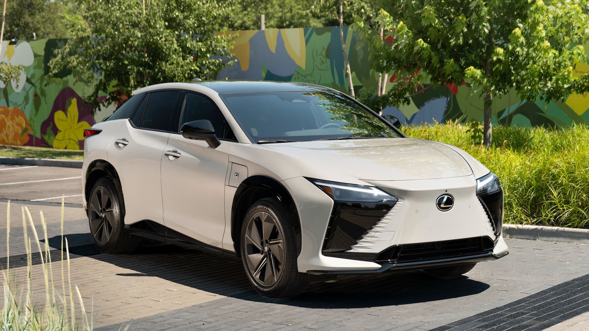 4 Eco-Conscious Lexus Models for British Columbia Drivers