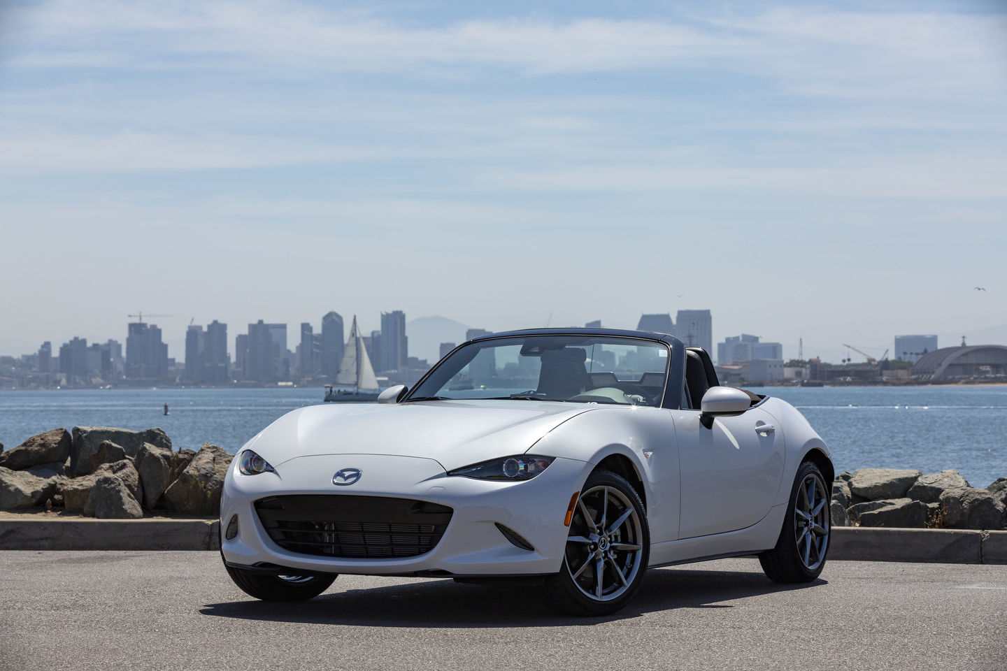 What Makes the 2022 Mazda MX-5 a Great Sports Car