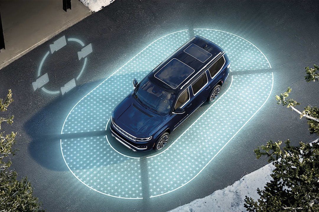 Demonstration of the Jeep Grand Wagoneer driver assistance system.