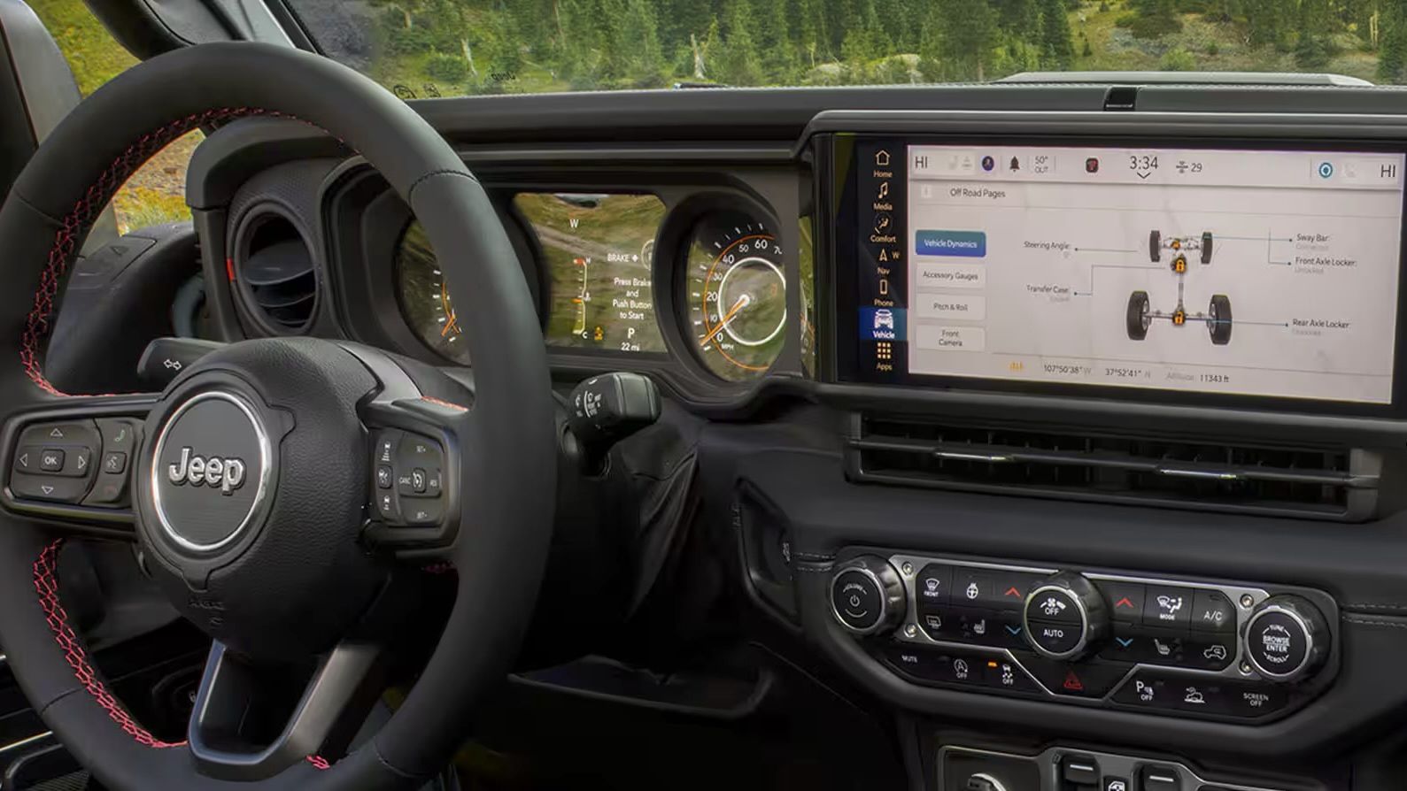 Close-up on the large screen of the Jeep Gladiatore 2025.