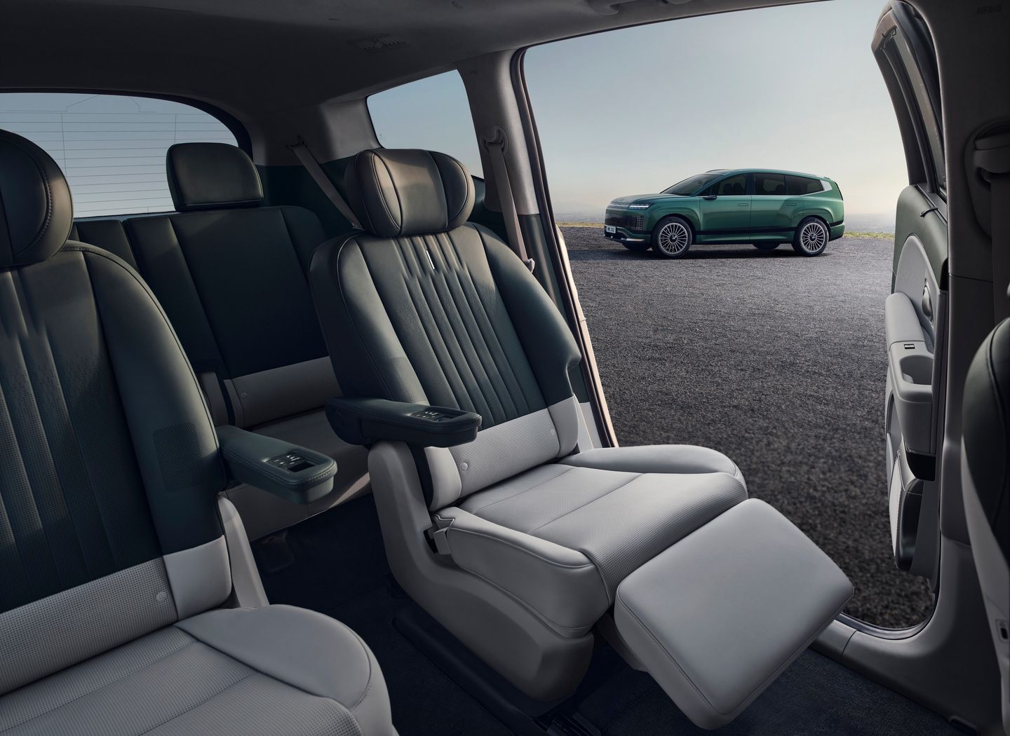 7 Ways the IONIQ 9's Interior Redefines the Canadian Road Trip