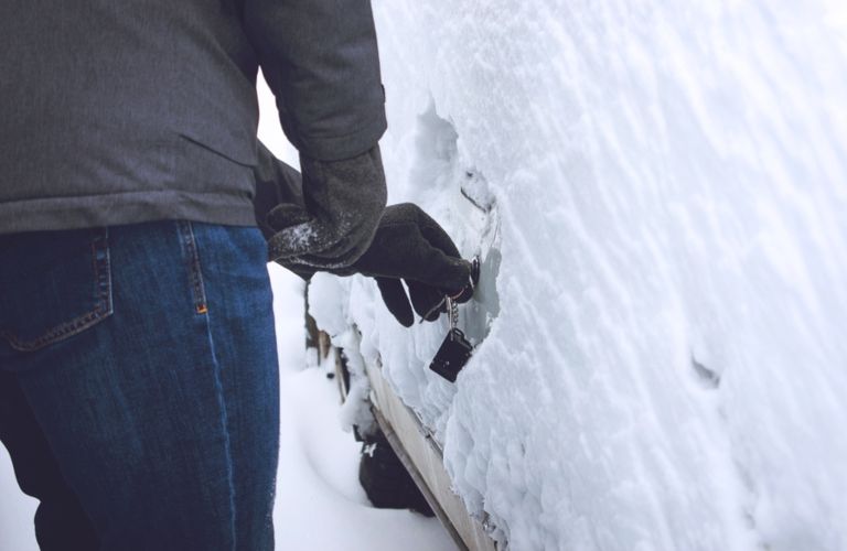 What Are Some Great Auto Hacks to Know This Winter?