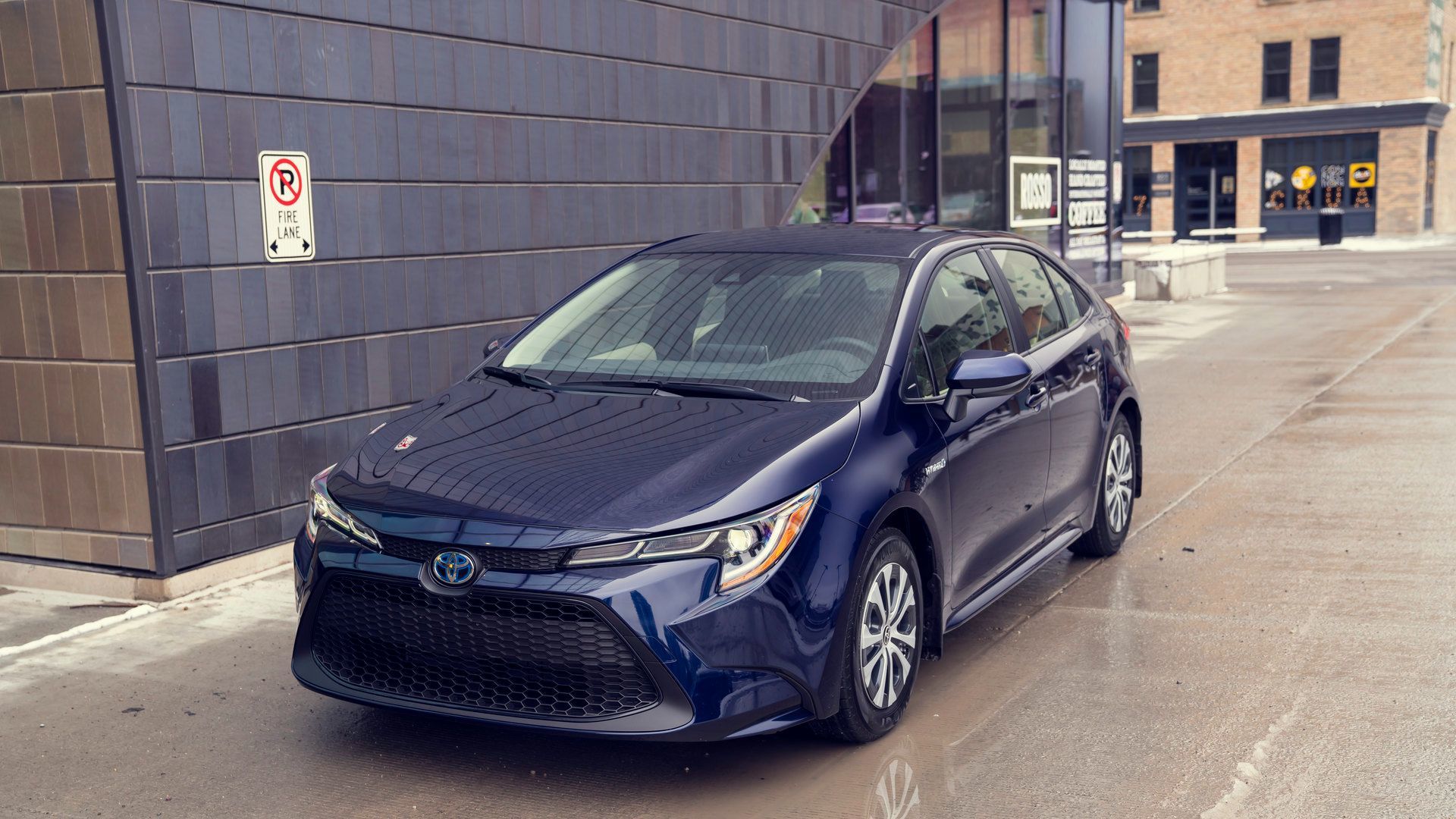 Et pourquoi pas un véhicule d’occasion certifié de Toyota ?