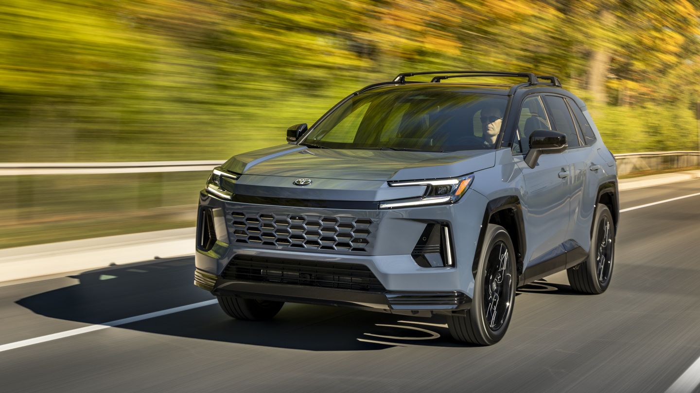 Guide des prix du Toyota RAV4 2026 : Modèles Core, Sport et Woodland en arrivée au Québec