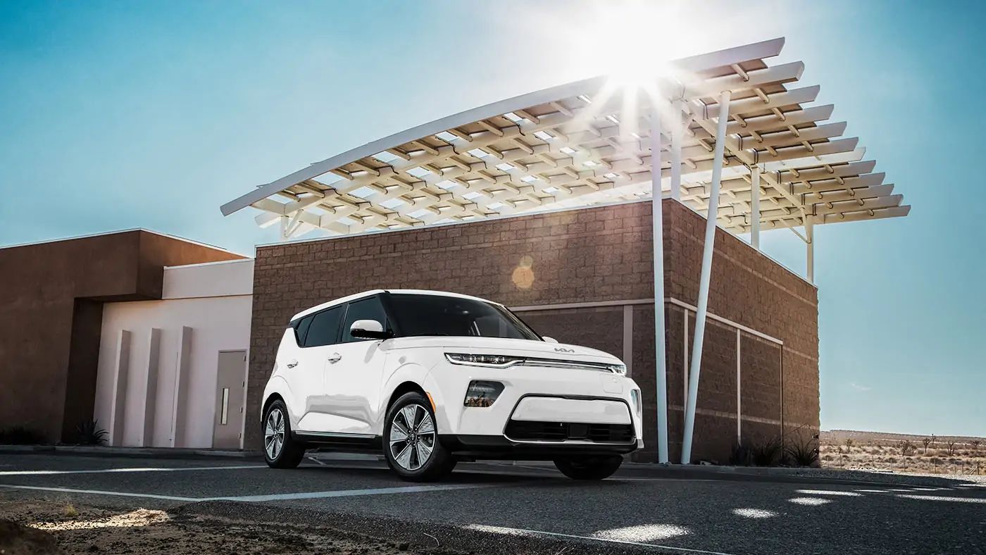 The 2022 Kia Soul EV shows its Edge over the competition.