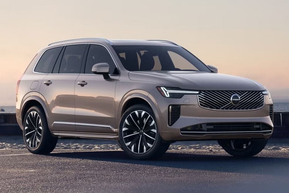 2025 Volvo XC90: A Redefined Luxury SUV with Scandinavian Elegance