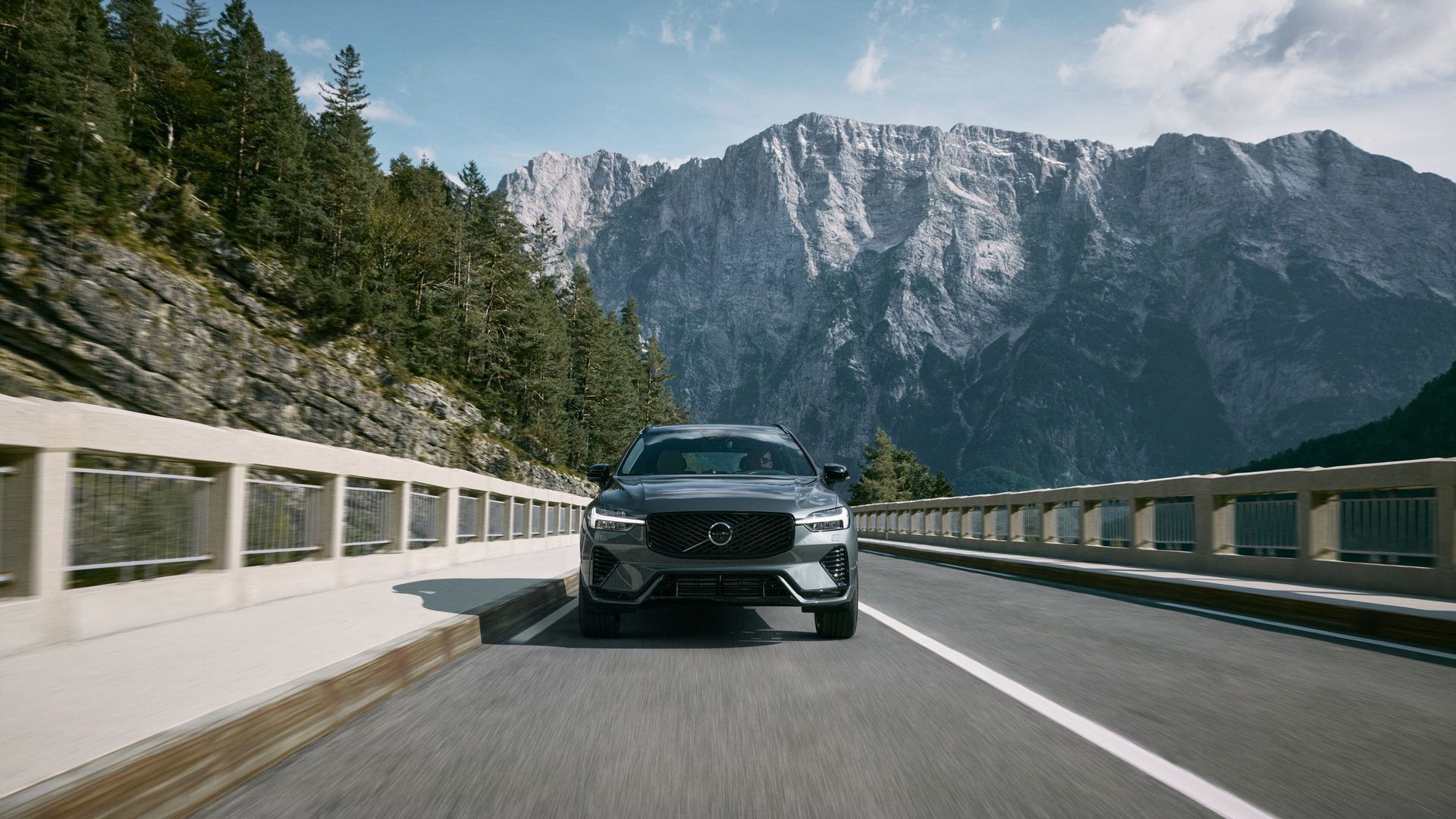 7 Volvo Tech Features That Make Driving the Linc and Red Hill Parkway Less Stressful
