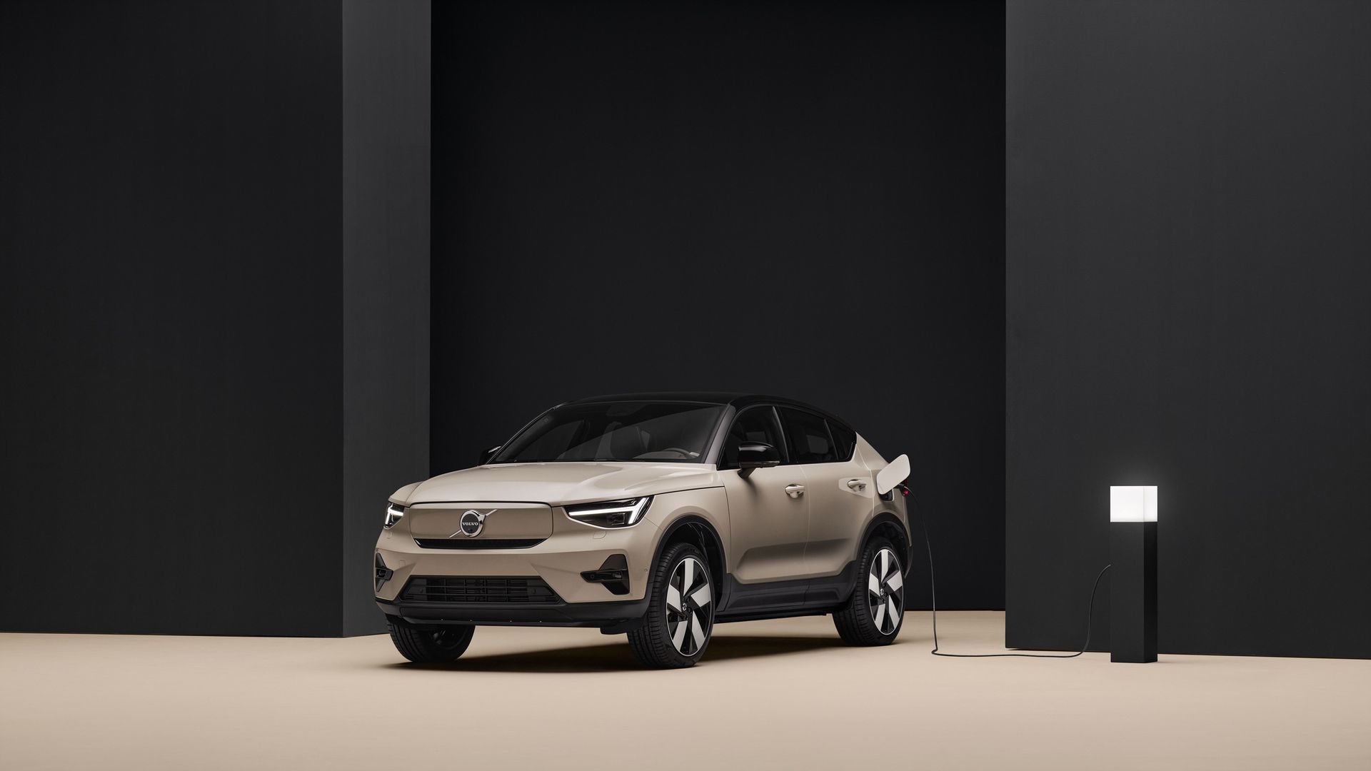 Which 2026 Volvo EC40 Trim Matches the Way You Actually Drive Every Day?