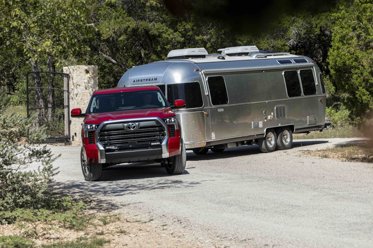 The Complete Guide to Towing with Your 2025 Toyota Tundra
