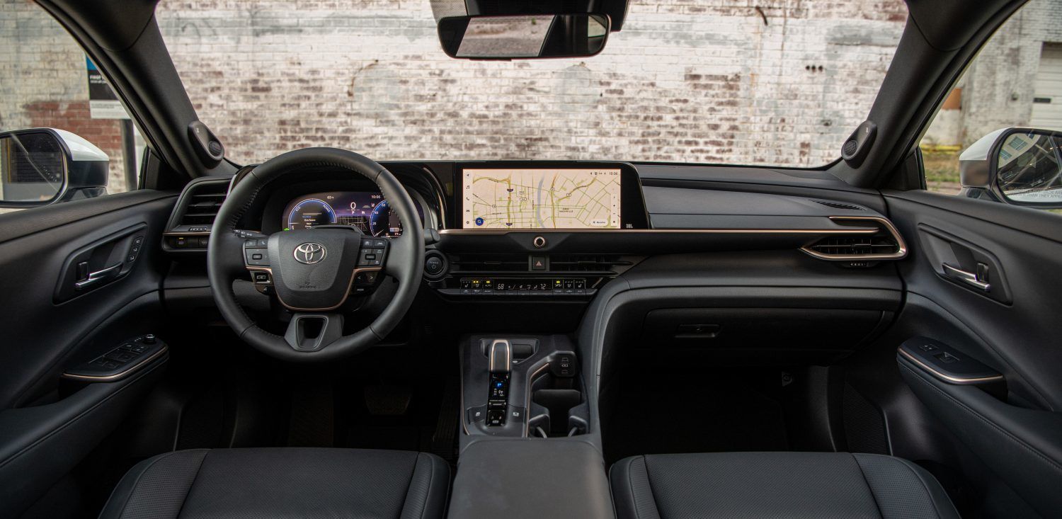 Which 2026 Toyota Models Feature Wireless Apple CarPlay and How to Connect It