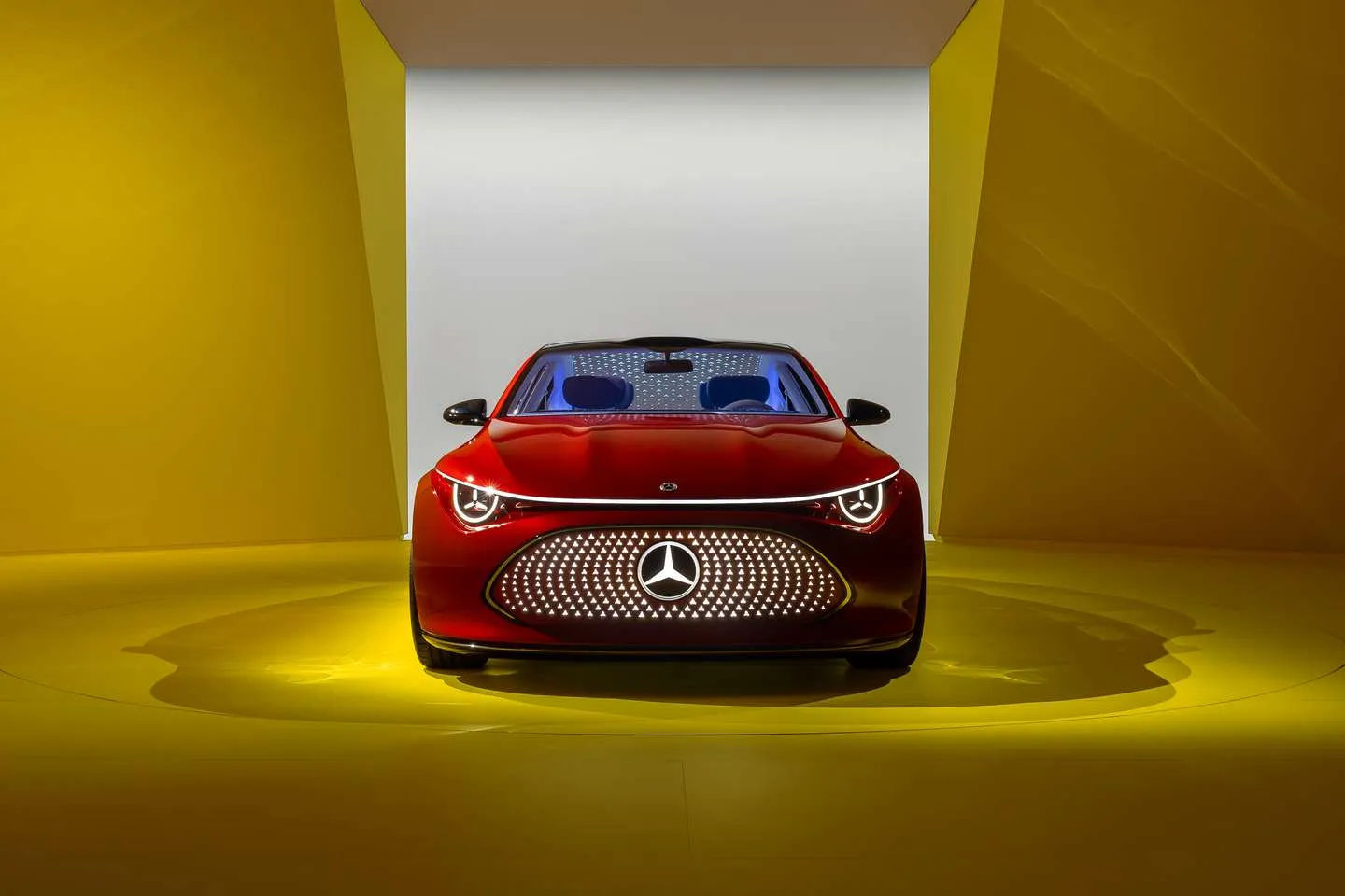 The Mercedes-Benz Concept CLA Class shows that entry-level can rhyme with advanced
