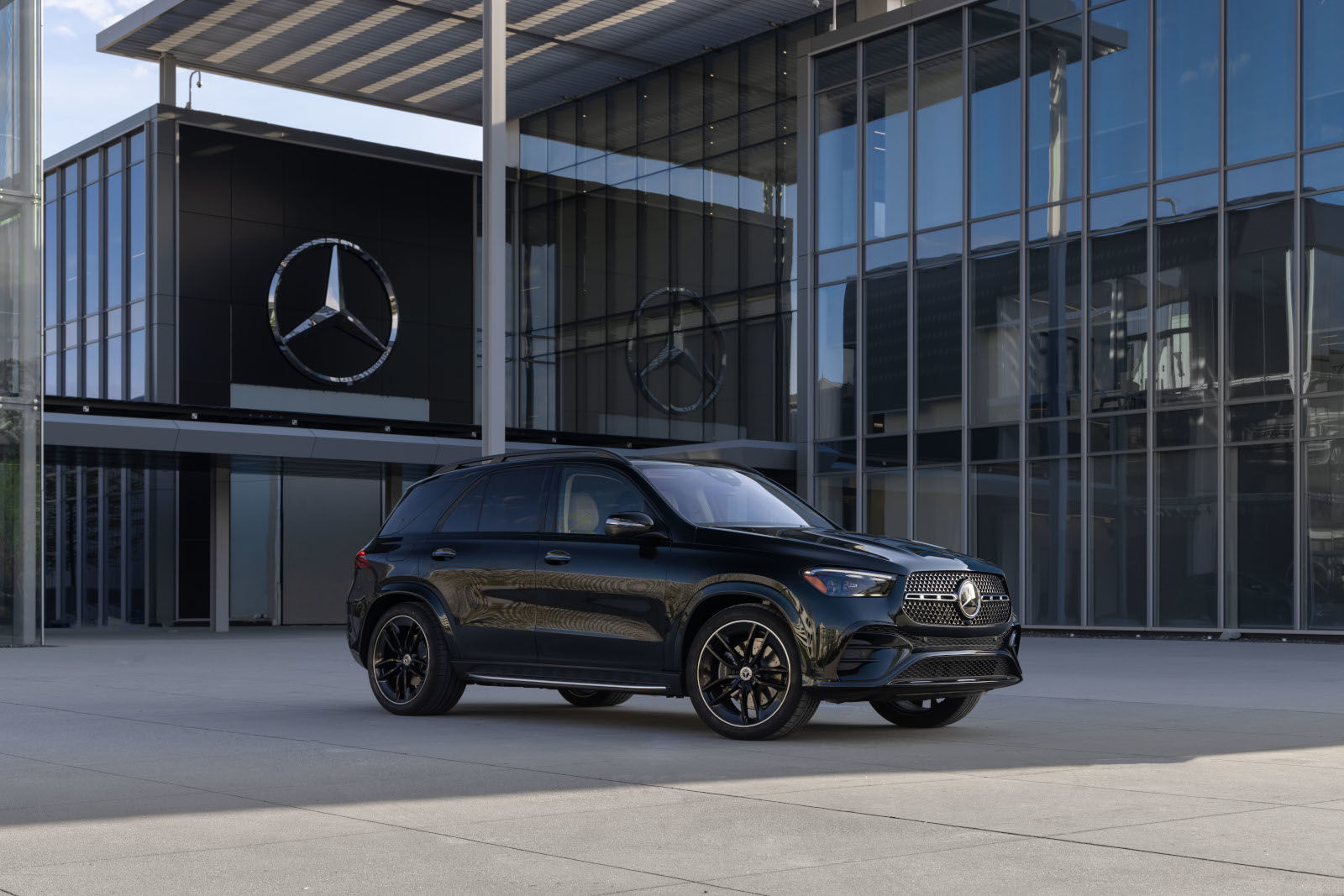 MercedesBenz Kamloops 2024 MercedesBenz GLE vs. 2024 Porsche