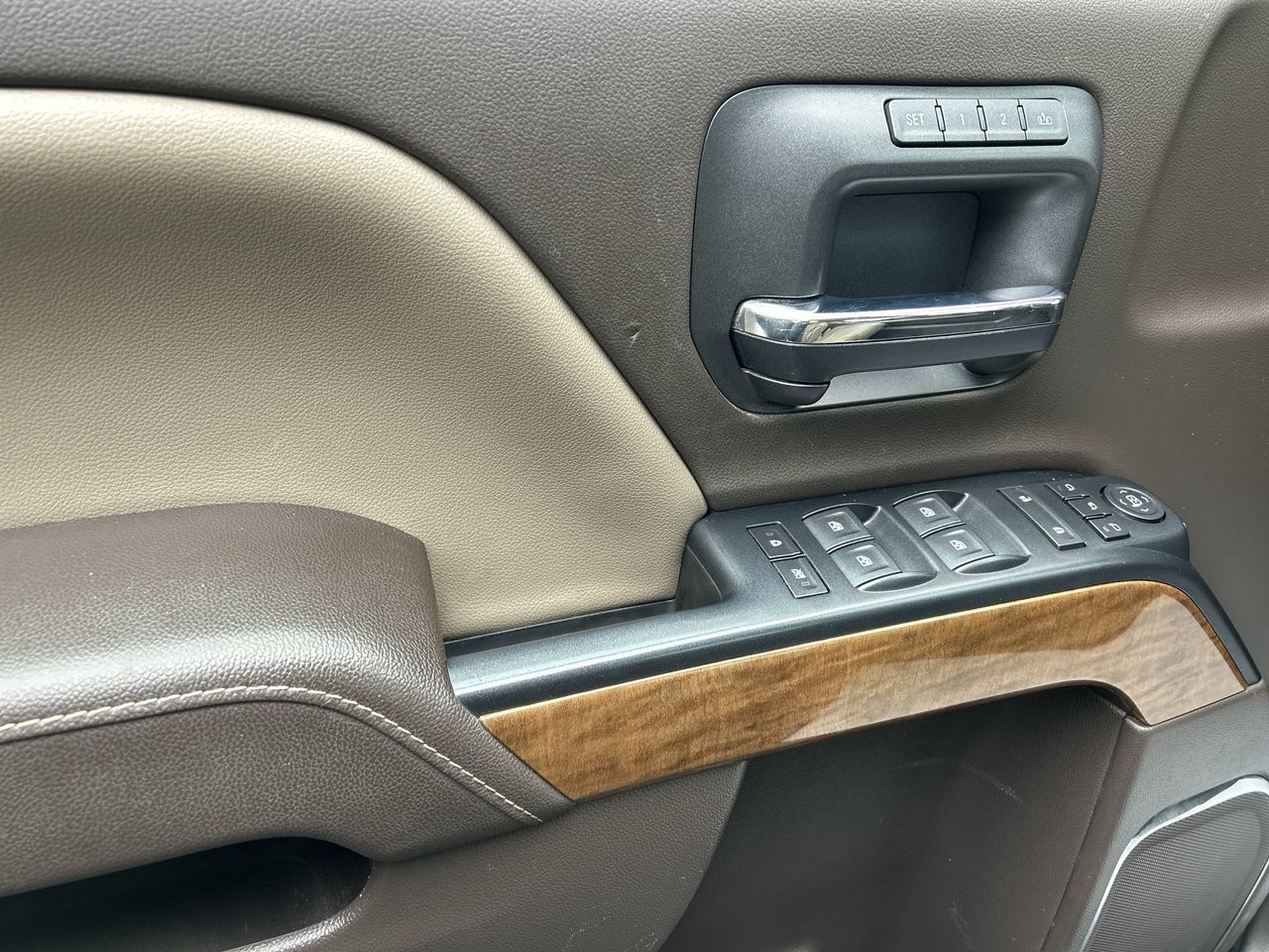 Chevrolet Silverado 1500  2017 à Mississauga, Ontario