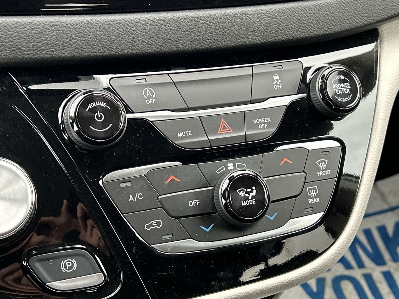 2024 Chrysler Grand Caravan