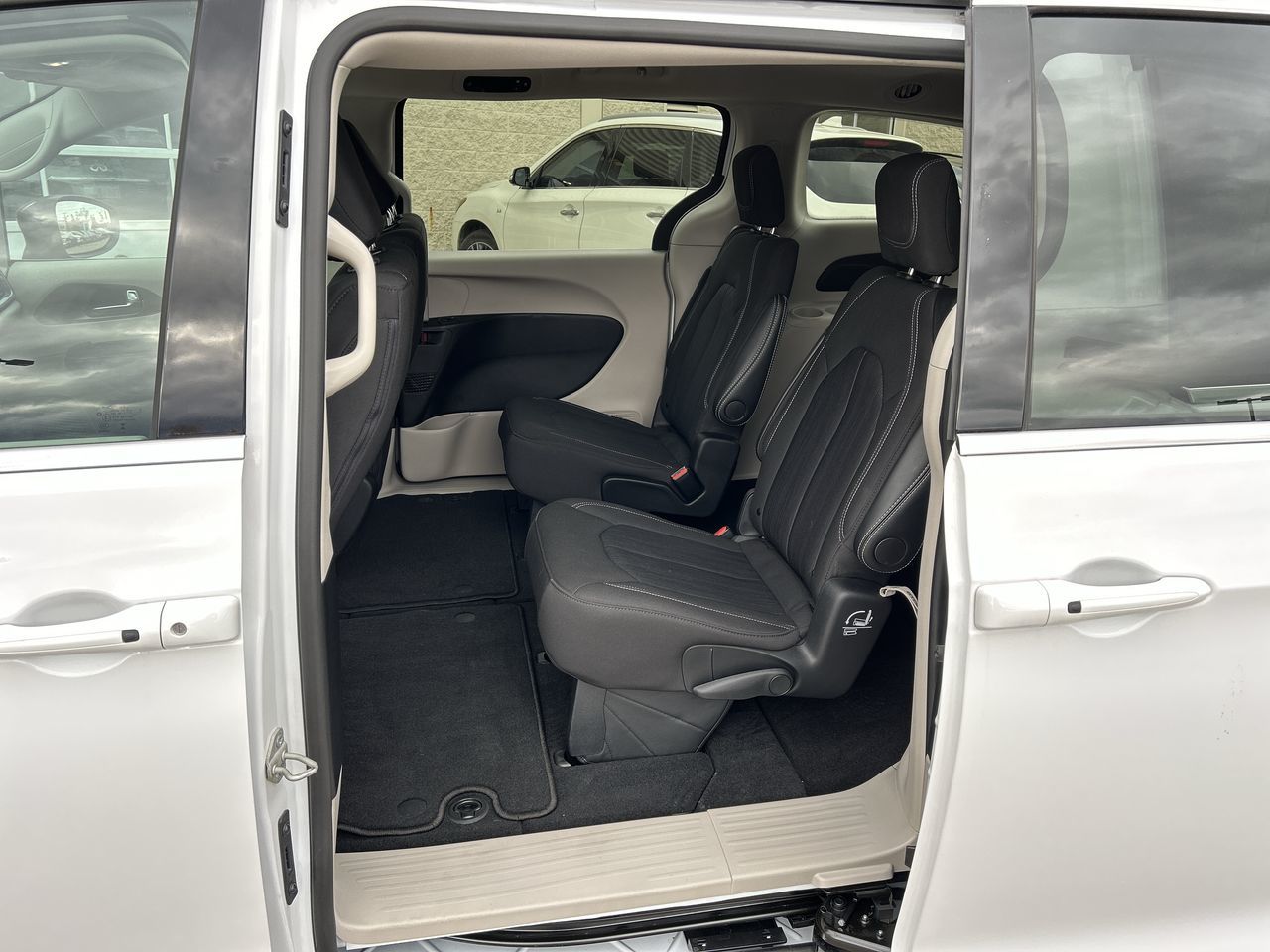 2024 Chrysler Grand Caravan