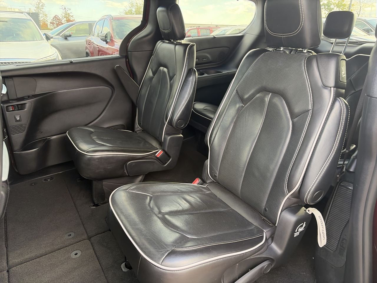 2022 Chrysler Pacifica in Mississauga, Ontario