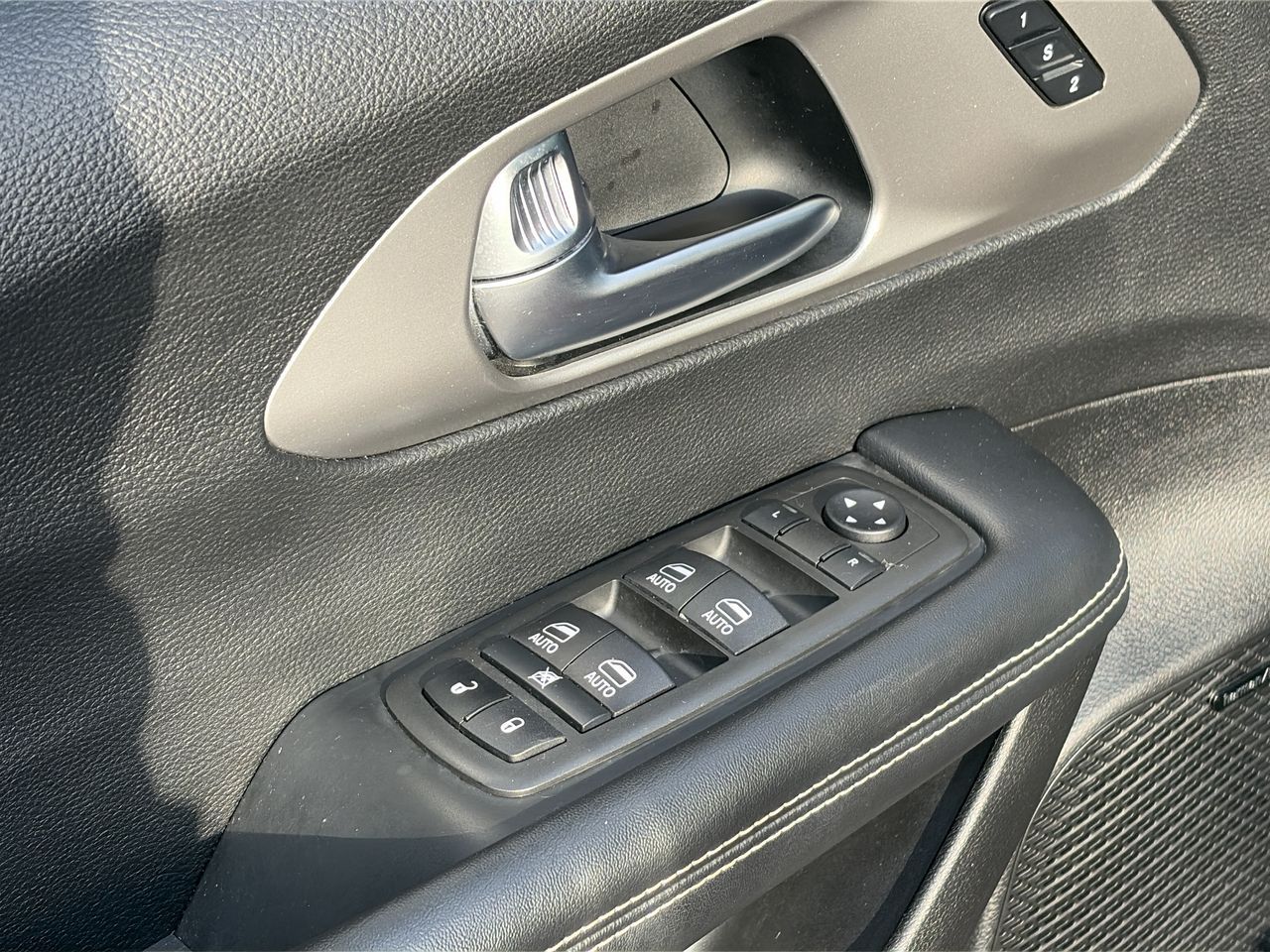 2022 Chrysler Pacifica in Mississauga, Ontario