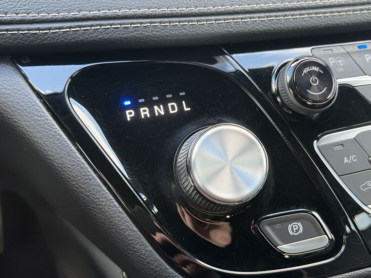 2022 Chrysler Pacifica in Mississauga, Ontario